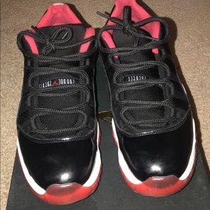 Low top bred 11 Jordan’s